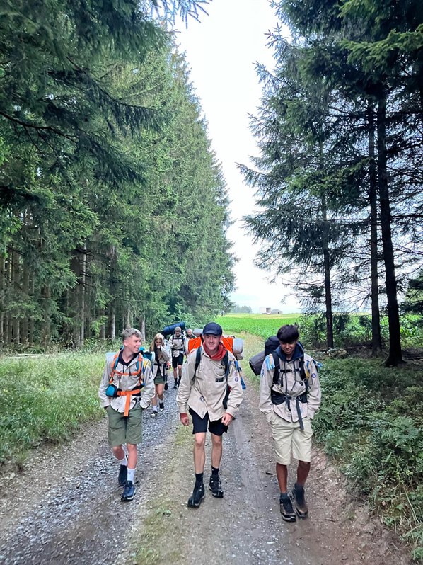 A 5682a 49-be 8a -4c 89-aa 4e -f 62a 9ea 7157a